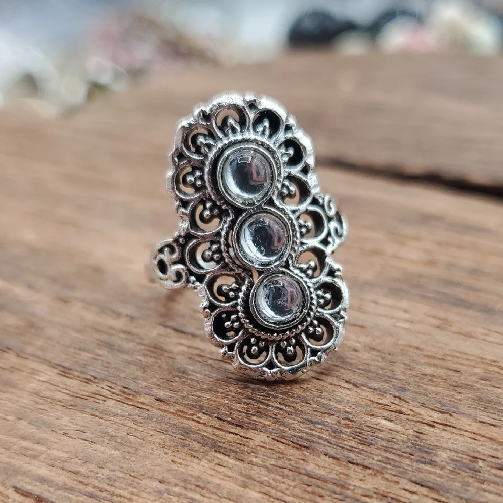 Silver Tone Filigree Triple Stone Women's Ring 6.5 R823